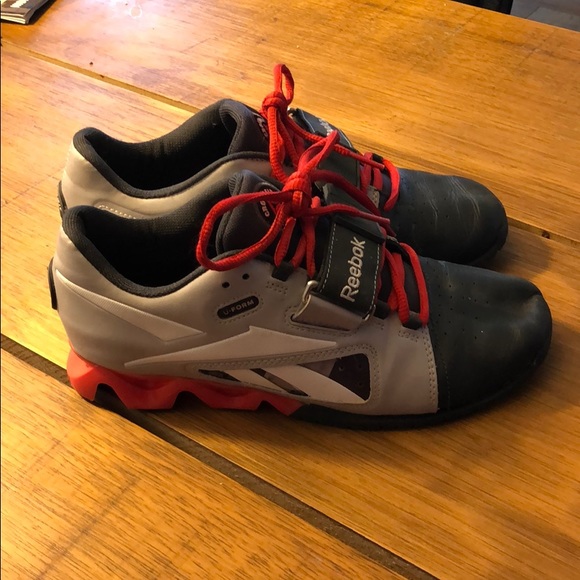 Reebok Shoes - Reebok CrossFit lifters 7.5 women’s